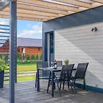 Dom wakacyjny Lovely In With Sauna Jezierzany